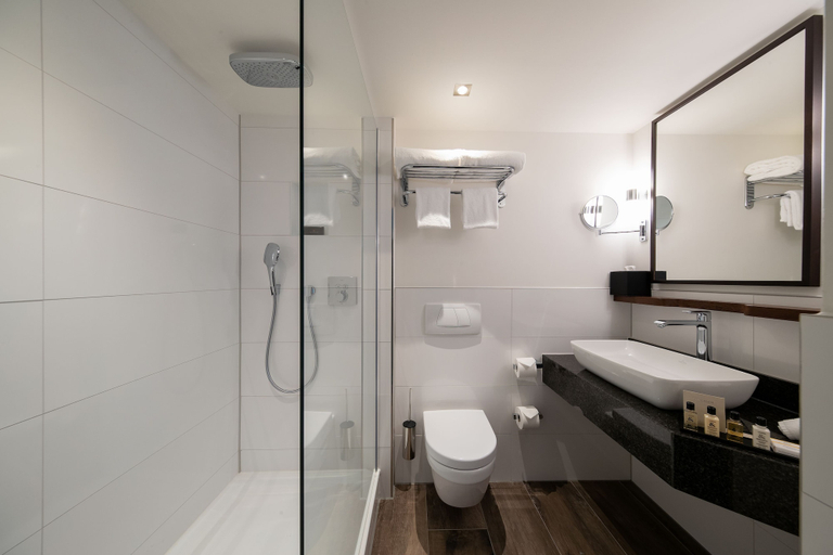 Bathroom 4, Bilderberg Garden Hotel, Amsterdam