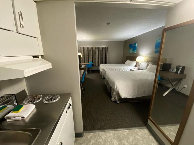 Bedroom 2, Travelodge by Wyndham Grande Prairie, Division No. 19