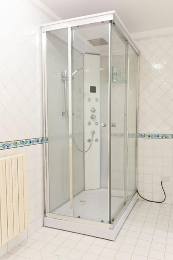 Shower, Villa Orizzonte (by Vacation Service), Palermo