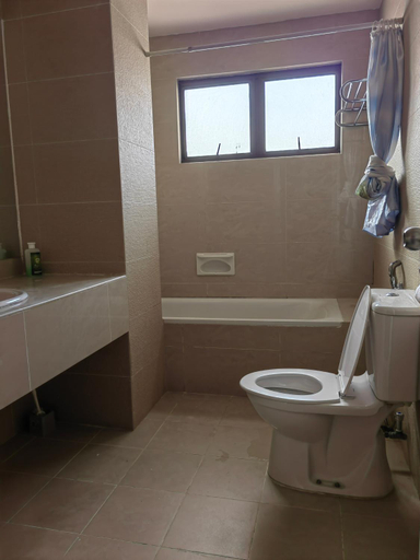 Bathroom 4, Marina Cort Kota Kinabalu, Kota Kinabalu