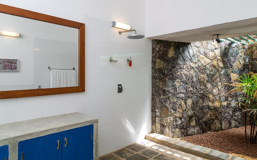 Bathroom 4, Villa Atulya at Ocean's edge, Weligama