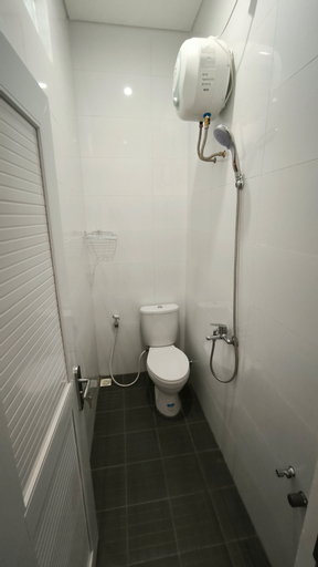 Bathroom 4