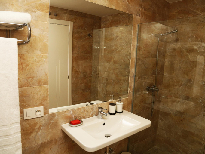 Bathroom 4, Apartamento turísticos Puente Romano P4 1-A, Salamanca