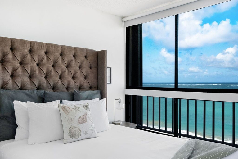 Bedroom 2, Maria Beach 1BDR Oceanfront Pool Parking