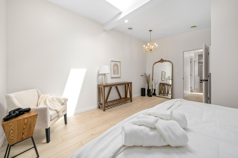 Bedroom 1, The Belvedere:Front Street Flats, Hastings