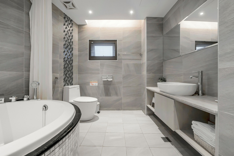 Bathroom 5, Pacific Inn, Pingtung