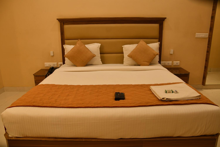 Bedroom 5, Bairav Grand, Madurai