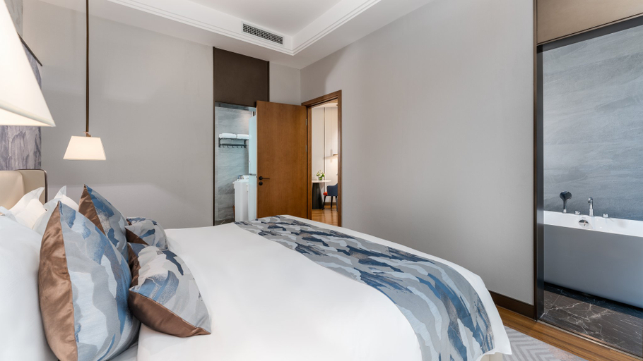 Holiday Inn Express PINGCHANG Room Type - 1 Bedroom Suite Minifridge