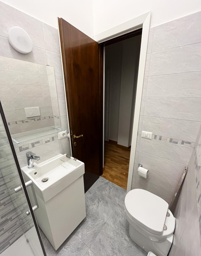 Bathroom 2, Torlonia Rooms, Rome