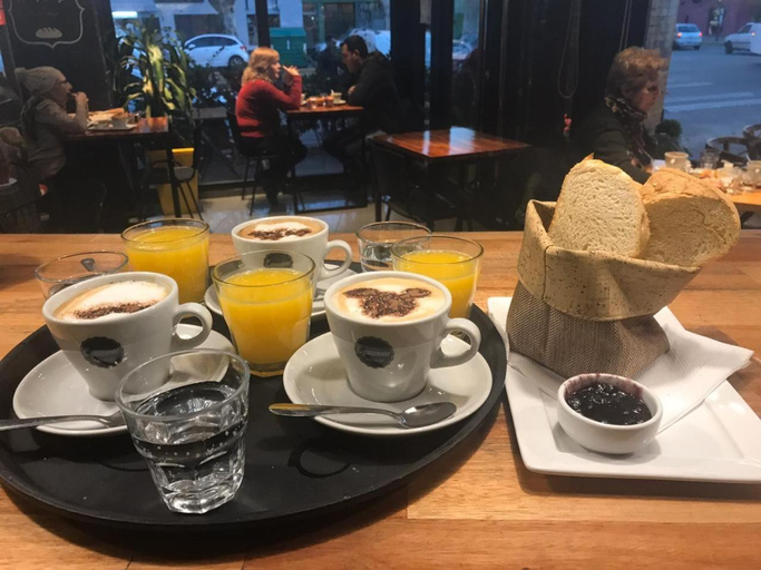 Food & Drinks, Rosario Suites, Rosario