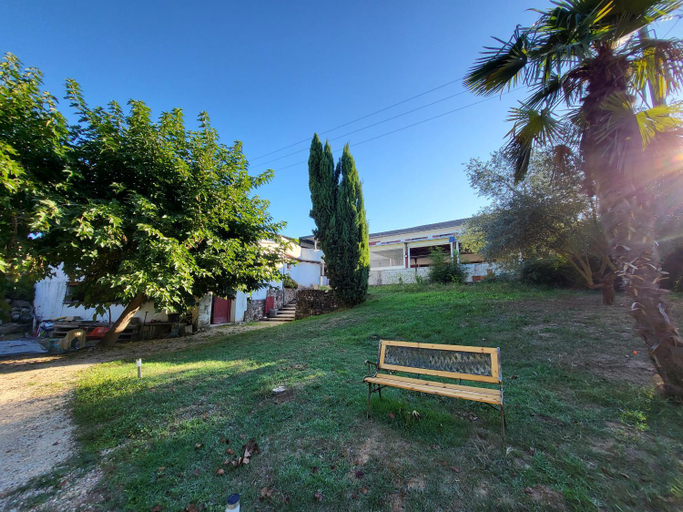 Others 3, WonderBar (Auberge du Trinquet), Tarn-et-Garonne