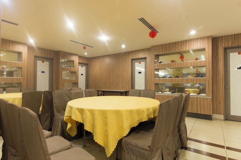 Food & Drinks, Hotel O Bei King, Manjung
