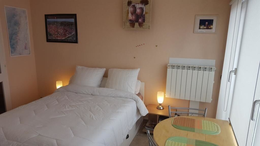 Bedroom 3, Studio 1 - Location de Vacances Obernai, Bas-Rhin