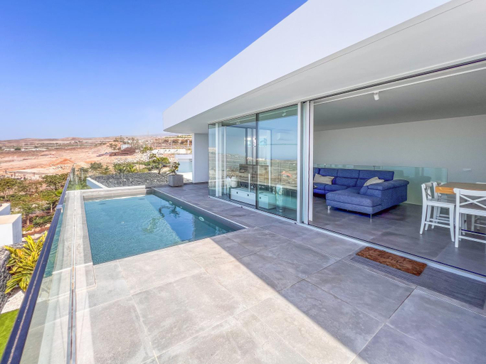 Exterior view, Villa Veiga with heated pool, Santa Cruz de Tenerife