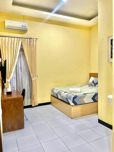 Bedroom 12
