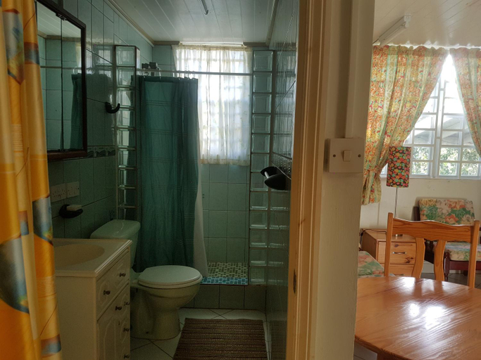 Bathroom 3, Coco Mango Suites