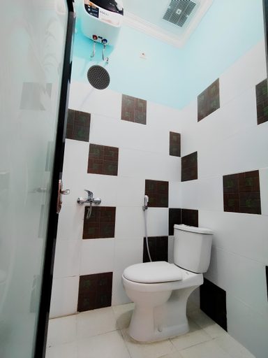 Bedroom 5, Graha Dewata Home by Dadistay, Malang