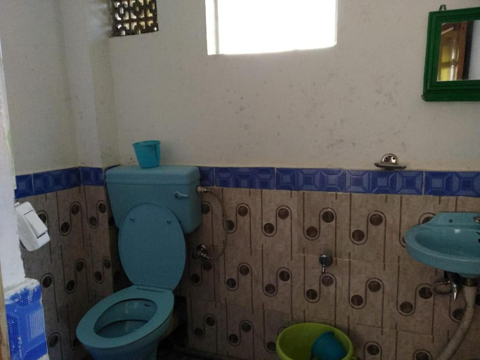 Bathroom 4, Vamoose Lepcha View, Darjiling