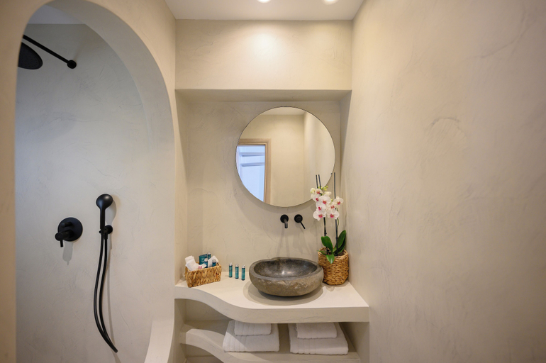 Bathroom 5, Aegean Diamonds Luxury Suites, South Aegean