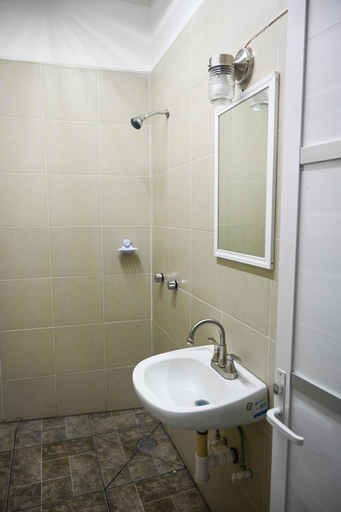 Bathroom 3, Hotel Casa Leonor, Del Centro