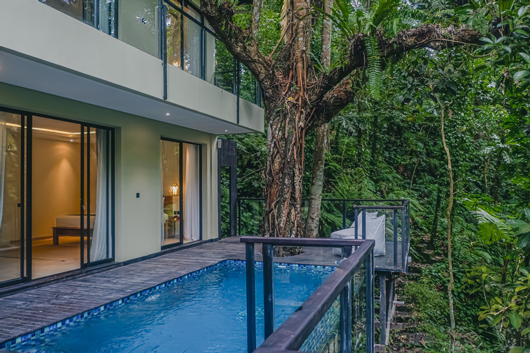 Swimming Pool 17