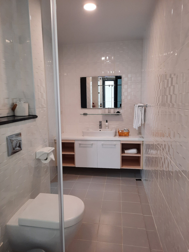 Bathroom 5, June June House, Tainan