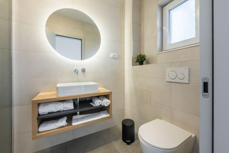 Others 4, Villa Auni Perla - Heated Pool - Rooftop - Seaview - Beach, Kaštela