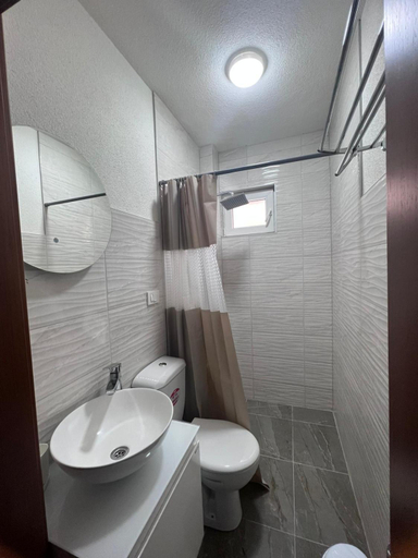 Bathroom 3, Rooms Ideal