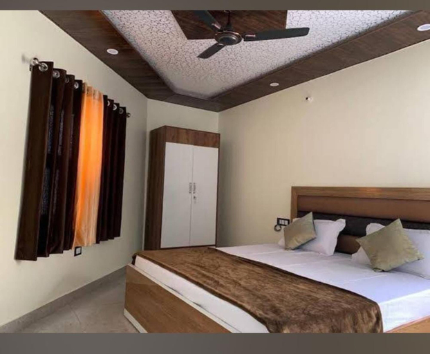 Bedroom 5, Goroomgo Tapovan Residency Haridwar, Dehradun