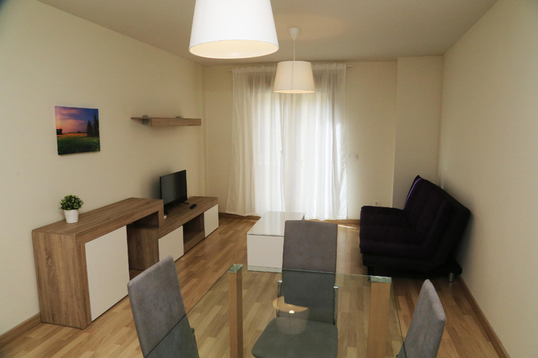 Others 5, Apartamento turísticos Puente Romano P4 1-A, Salamanca