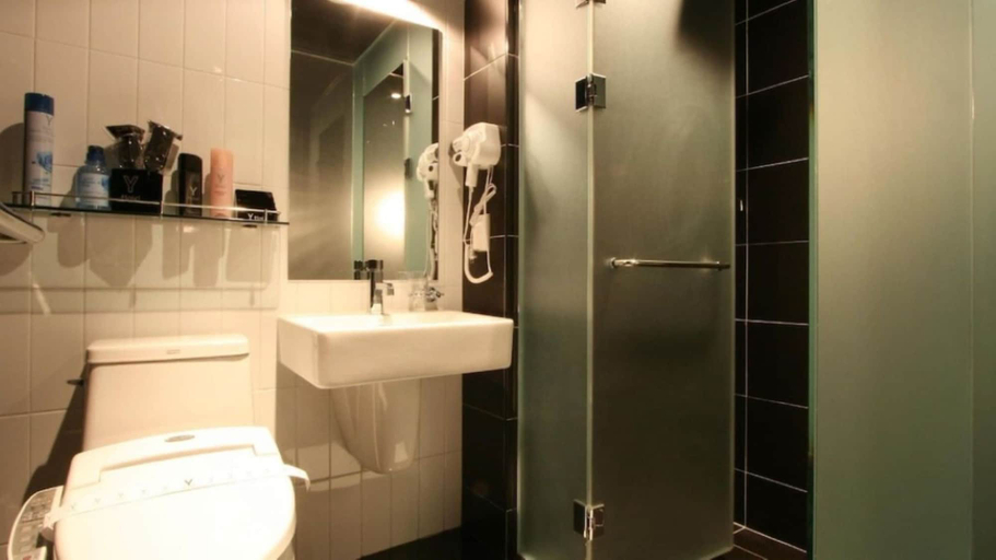 Bathroom 3, sinchon Y hotel, Mapo