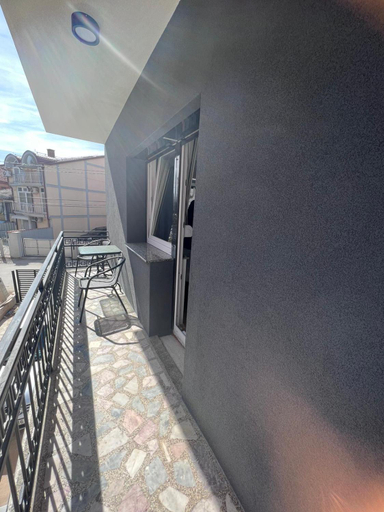 Others 4, Rooms Ideal