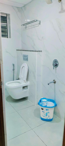 Bathroom 4, Keerthis Royal Suites, Bangalore