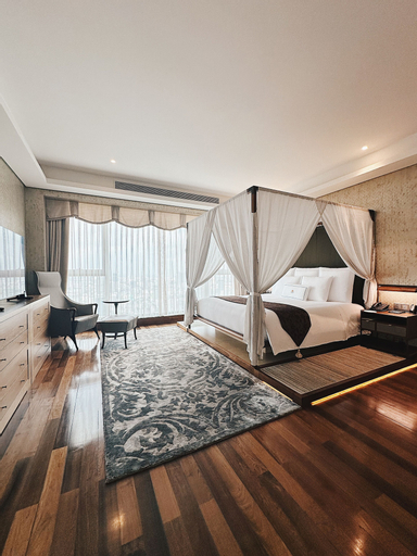 Bedroom 12