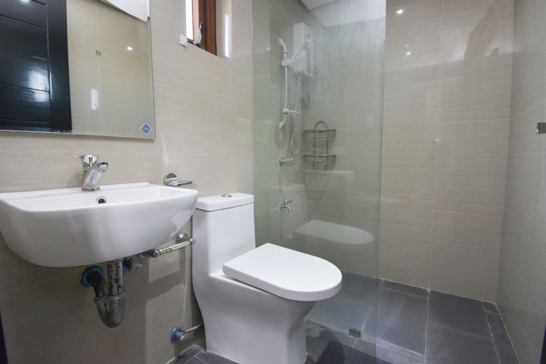 Bathroom 4, The Pacific Coast Tropical Haven, Malay