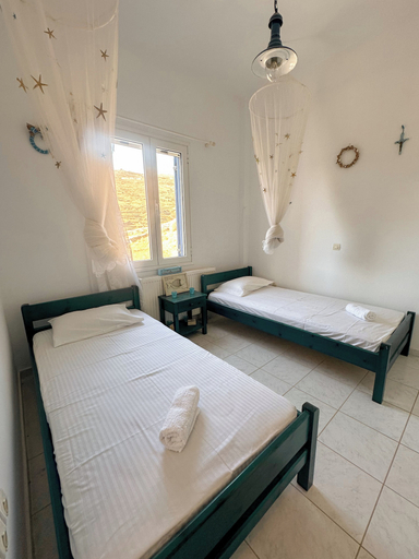 Room 5, Blue Orison House Tinos for 5 Persons With Seaview, South Aegean
