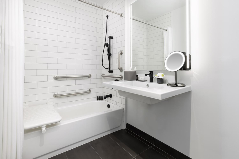 Bathroom 26