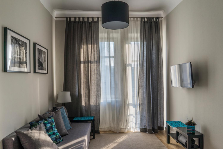Others 5, 3V Apartments, Warsaw