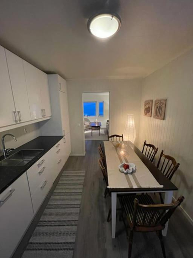 Others 4, Lofoten Aurora Seafront Penthouse 罗弗敦极光海滨顶层豪华公寓, Moskenes