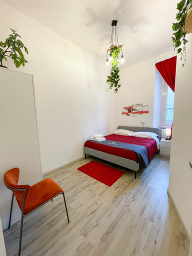 Bedroom 1, Dea Dreams APARTMENT Piazzale Lodi Wi-Fi Metro a 2 passi, Milano
