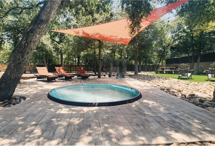 Sport & Beauty 2, 7744 Ranch, Travis