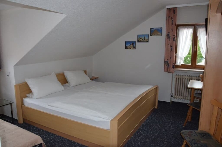 Bedroom 4, Hotel Sonne, Rhein-Neckar-Kreis