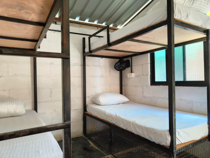 Bedroom 2, 12 Monks Hostel Goa, North Goa