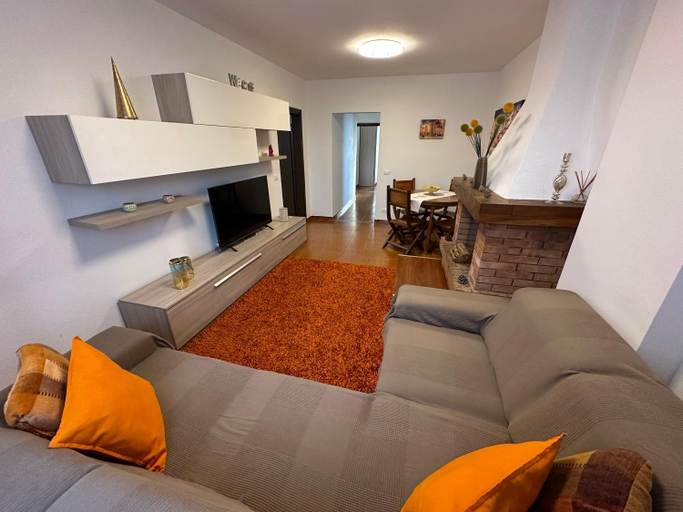 Others 2, B&B Codivilla 67, Bologna