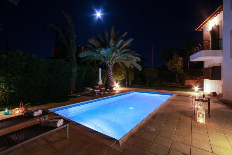 Sport & Beauty 4, Villa Anna