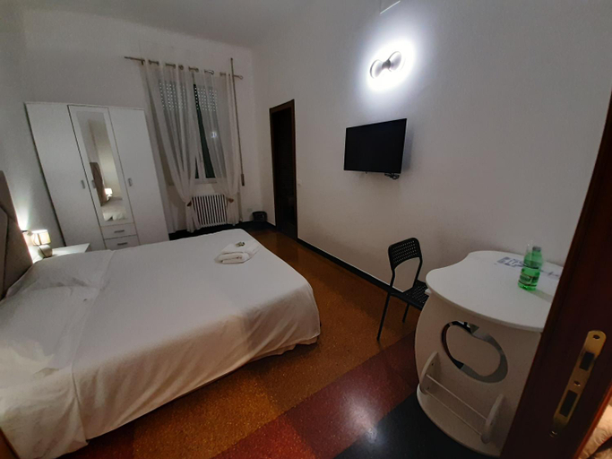 Bedroom 10