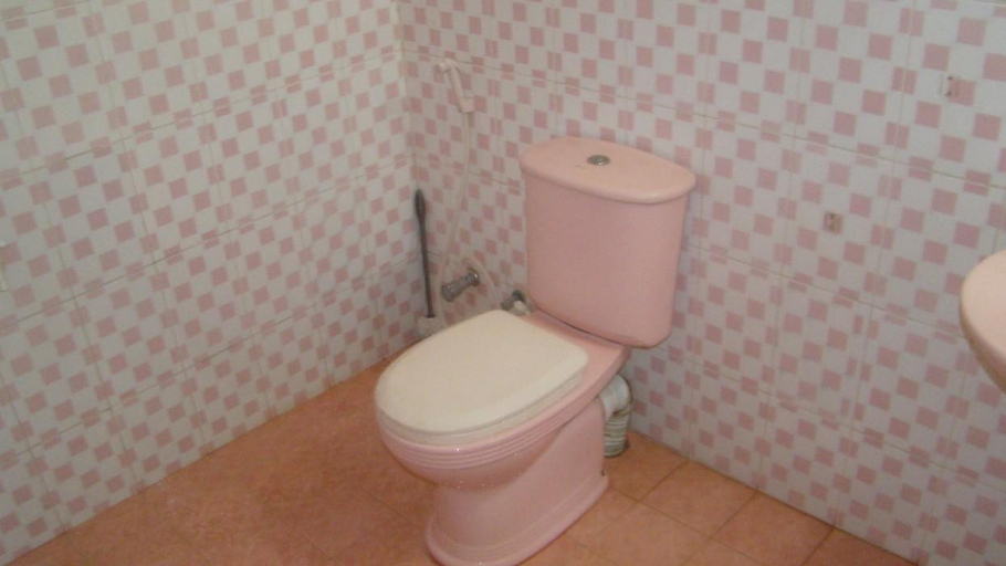 Bathroom, Nelum Villa, N. Palatha East