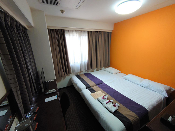 Bedroom 27