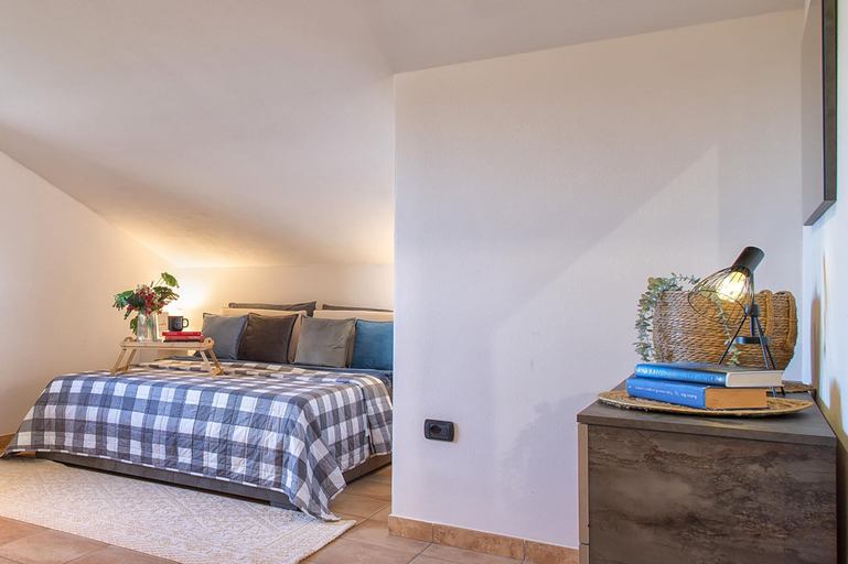 Bedroom 5, Sardinia Re - Villa Gialla, Sassari