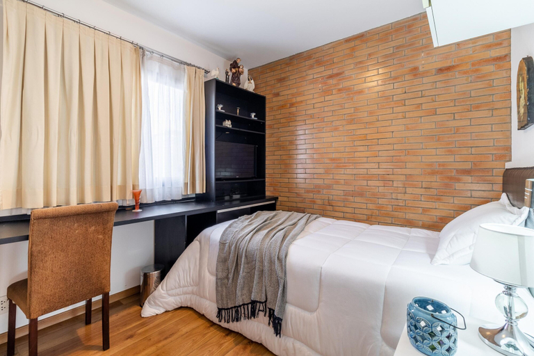 Room 3, Ai78-2506 in S o Paulo, São Paulo